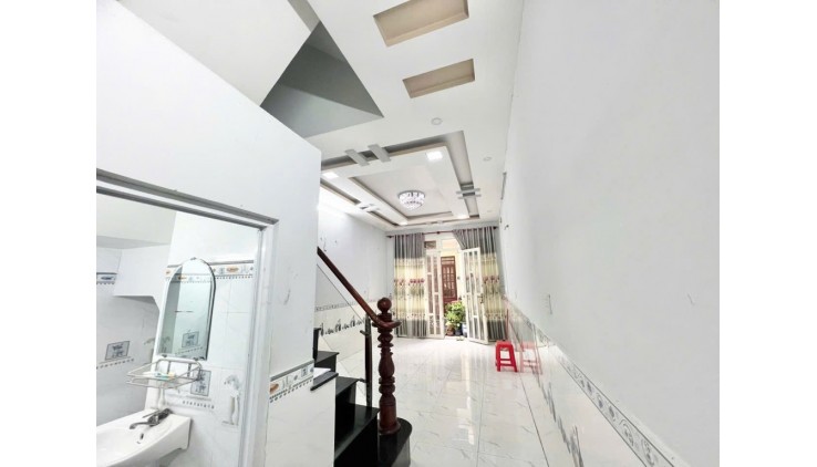 LÊ ĐÌNH CẨN - HẺM XE HƠI - 3 TẦNG 4PN - 40M2 GIÁ CHỈ 4 TỶ